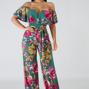 *HOST PICK* Floral Jumpsuit